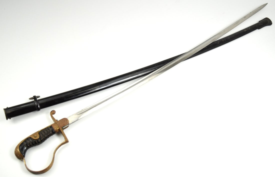 GERMAN WWII DOVE HEAD OFFICER SWORD ~ MAKER MARKED (1 of 20)