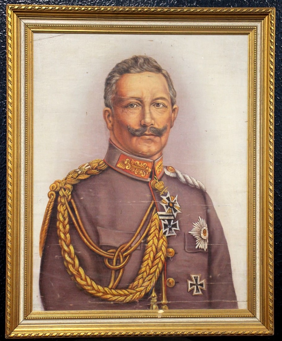 Antique WW I Painting of a German Officer in Uniform with Iron Cross Medals and Other Orders. (1 of 9)