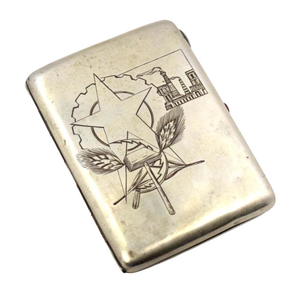 1930s Rare Russian Soviet Presentation Niello Silver Cigarette case - Presented to Policeman (1 of 7)
