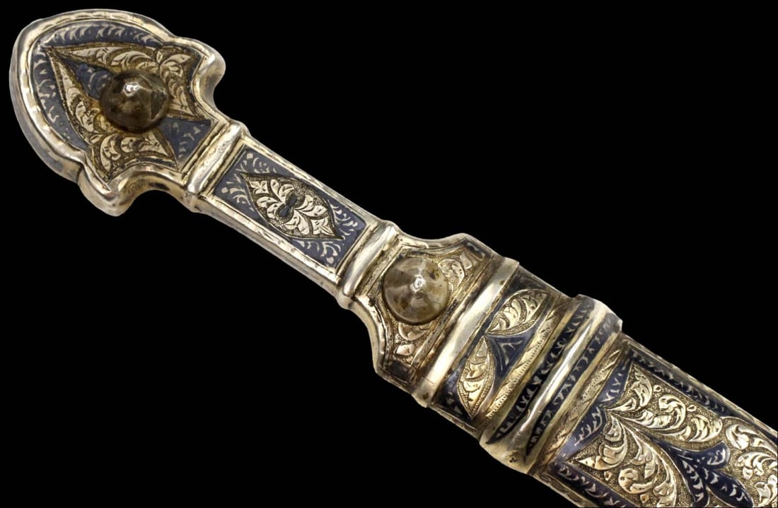 Very Nice Russian Caucasian KINJAL Dagger with Beautiful Niello Enamel Silver Mounts & Etched Blade: Very Nice Russian Caucasian KINJAL Dagger with Beautiful Niello Enamel Silver Mounts & Etched Blade Decorations. Total length (inside scabbard if present) : 16", Blade length : 10 1/8". ~ . Detailed c