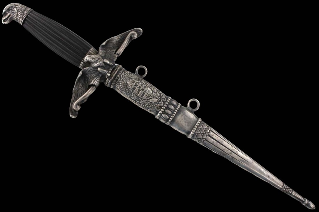 Scarce WW II Hungarian Air Force Pilot or Paratrooper Officer's Dirk Dagger with 1941 Presentation (1 of 20)