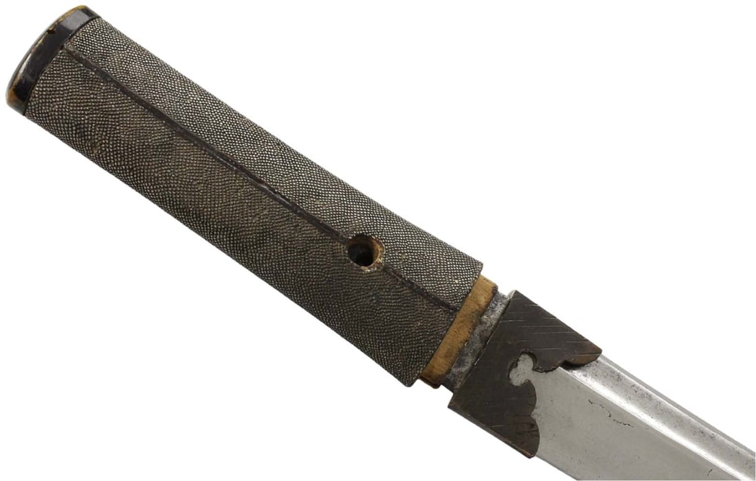Good Koto or Shinto era Japanese Samurai Shor Wakizashi or Large Tanto Dagger with Massive Fullered (1 of 20)