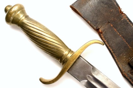 RARE 19TH C. GERMAN SAXON SIDEARM SHORT SWORD WITH FINE SAW-BACK EDGE ~ ORIGINAL STEEL SCABBARD WITH