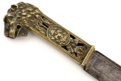 AMERICAN REVOLUTION ERA CUTTOE HUNTING SWORD WITH FABULOUS FIGURAL OPEN-WORK BRONZE LION-HEAD HILT.