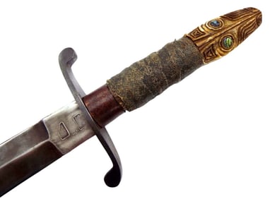 ATTRACTIVE DAGGER OF PACIFIC NORTH WEST AMERICAN INDIANS, WITH CARVED WHALE BONE BEAST HEAD POMMEL