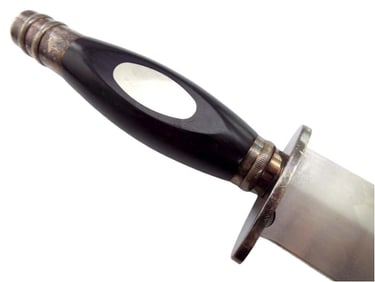 NICE QUALITY AMERICAN CIVIL WAR STYLE FIGHTING KNIFE BY ''DIXIE GUN WORKS''. NICE SILVERED MOUNTS