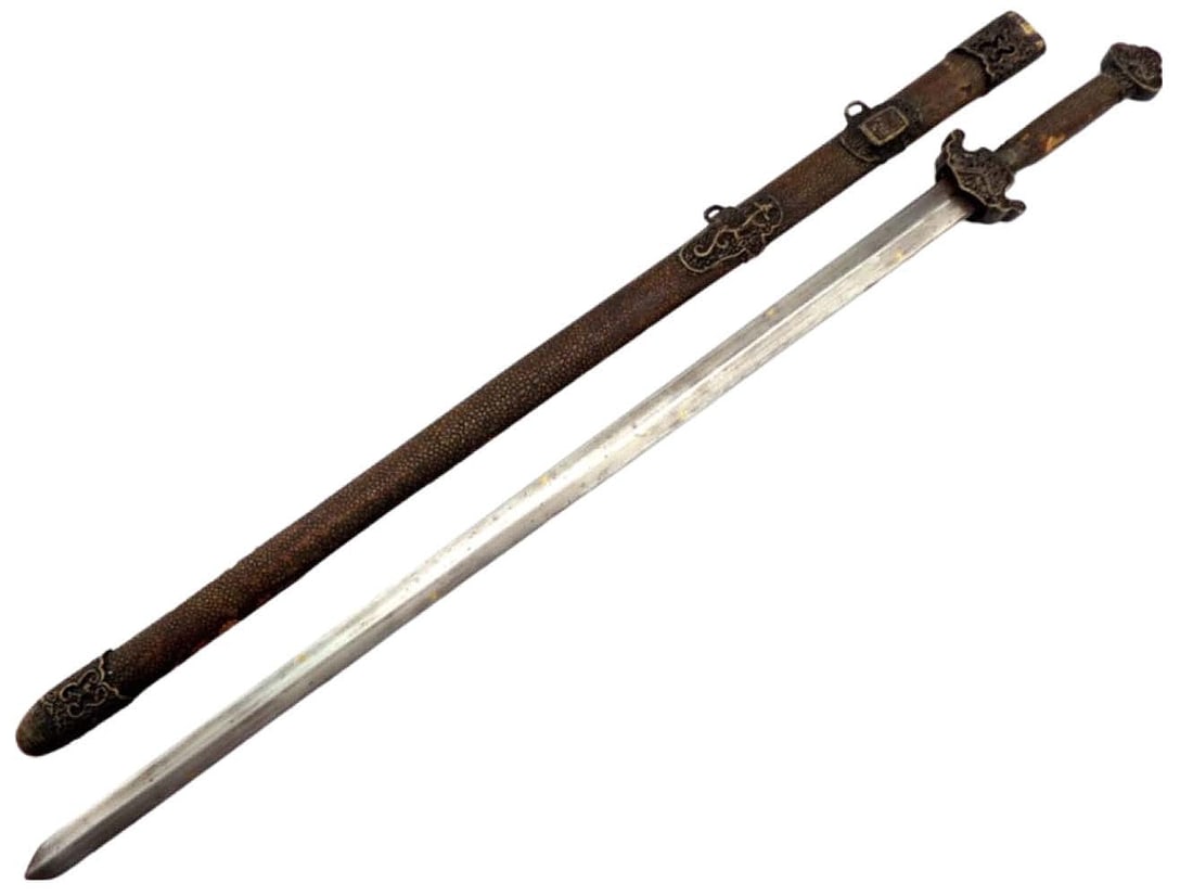 VERY NICELY MOUNTED CHINESE WARRIOR'S ''JIAN'' SWORD, PIERCED CARVED COPPER OR BRASS & STINGRAY SKIN (1 of 19)