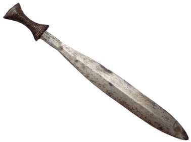 RARE ANTIQUE AFRICAN TRIBAL STRONG SHORT SWORD DAGGER KNIFE, IRON GRIP BANDS COVER. VERY STRONG BOLO