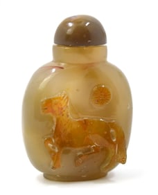 Old Chinese Agate Low Rleif Horse Design Snuff Bottle