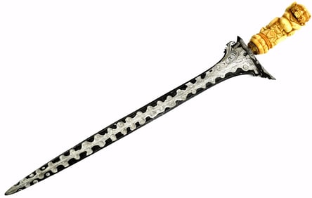 Superb Antique Indonesian Bali KERIS Dagger with Fine Carved Grip & Exquisite Damascus Steel Blade.
