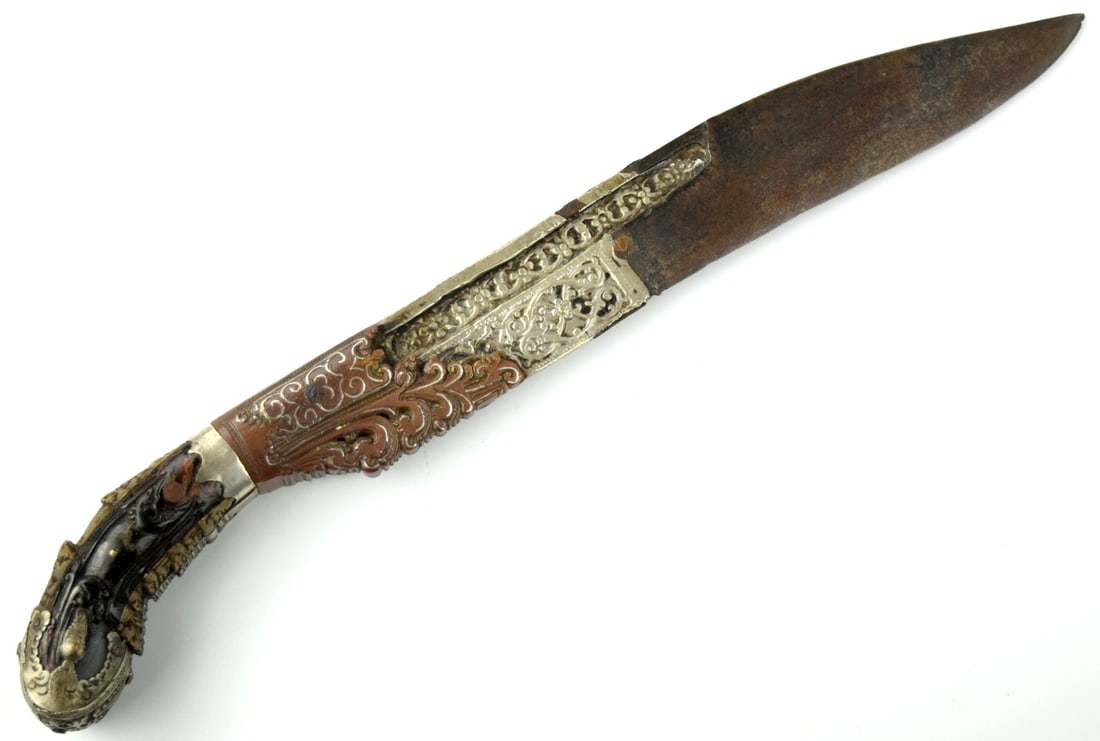 Good Antique Asian Sri Lanka PIHA-KAETTA Dagger Knife with Silver & Copper Mounts, Fine Carved Horn (1 of 13)