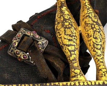 Rare and Fine 18th C. Mughal Indian Large KATAR Dagger with Heavily Gold Inlaid Hilt & Strong Wootz