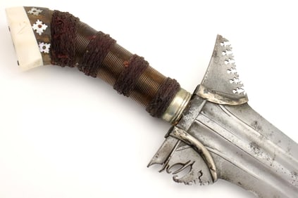 Very Nice Philippine Mindanao Horsehoof Moro Kris Sword ~ Layered Steel Blade.