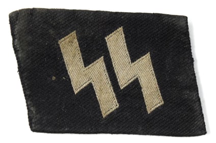 German WWII BeVo Runic Collar Tab