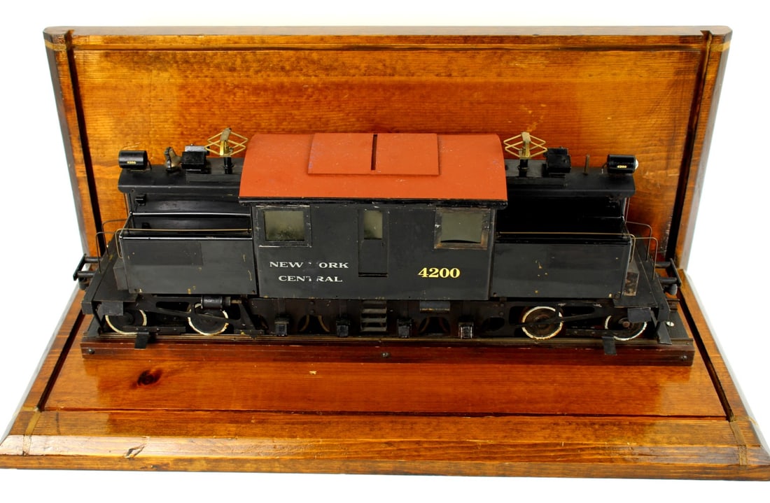 Large Vintage New York Central Electric Locomotive 4200 Model (1 of 20)