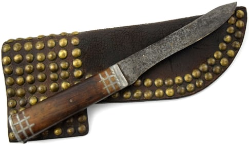 Very Good Native American Indian Buffalo Skinning Hunting Trade Knife in Fantastick Leather Scabbard