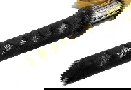 Nice Edo period Japanese Samurai WAKIZASHI Sword, Mumei Koto or Shinto Blade with Great Active: Nice Edo period Japanese Samurai WAKIZASHI Sword, Mumei Koto or Shinto Blade with Great Active Hamon, Gold Inlaid & Gilt Dragon Mounts. Interesting Lacquer & Habaki. Total length (inside scabbard if p