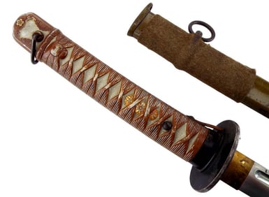 FINE EXAMPLE OF WW II JAPANESE NCO KATANA SWORD, MATCHING ## 109542 TO BLADE & SCABBARD. MOST OF