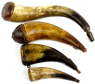 Lot of 4 Antique American Revolution era Powder Horns for Rifle Musket Pistol.