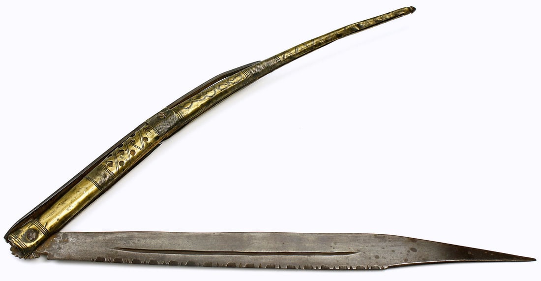 Rare Large 18th C. American Revolution era Spanish ''NAVAJA'' Folding Rattle Knife Sword, Used by: Rare Large 18th C. American Revolution era Spanish ''NAVAJA'' Folding Rattle Knife Sword, Used by Bandits & Naval Pirates. Strong Serrated Back Blade, Brass & Iron Hilt. Detailed condition reports are