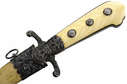 Exceptional Quality American Revolution era French Officer's CUTTOE Hunting Sword with Elaborate