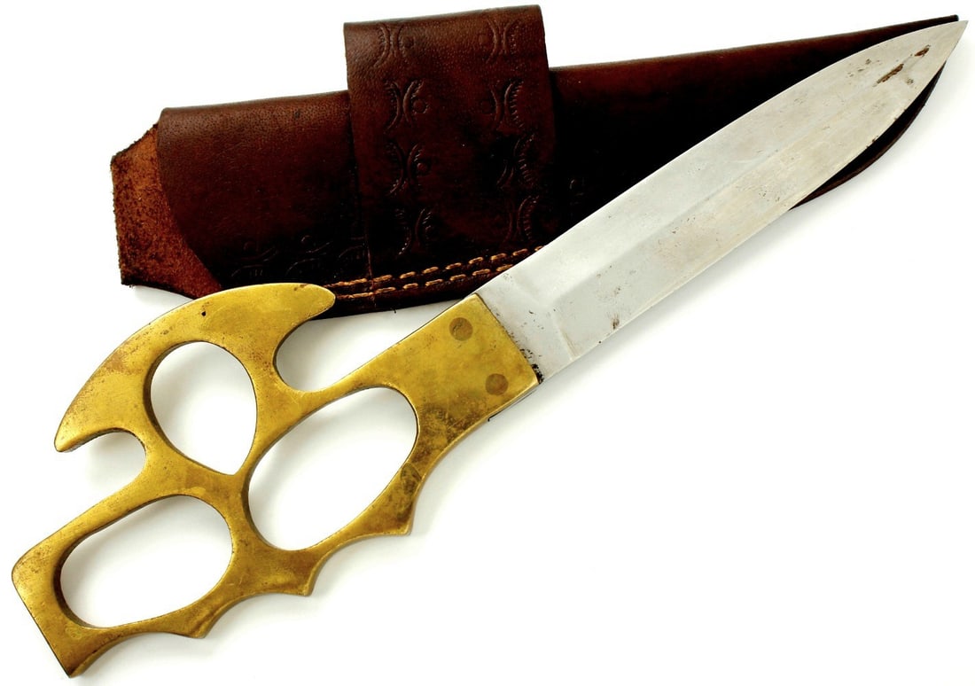 Rare WW I - WW II American or English Special Forces Brass Knuckle Fighting Dagger Knife with Large (1 of 11)