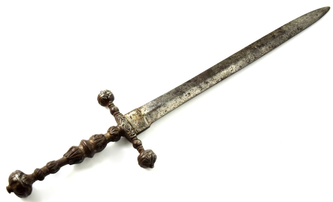 Nice Antique 17th C. Style Italian Large STILETTO Dagger with Cast & Chiseled Hilt Decorations. (1 of 11)