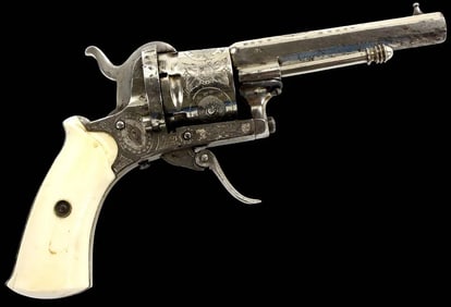 Lovely Quality 1840s-1860s Belgian or French LEFAUCHEUX Pinfire Pistol with Very Fine Grips. Well