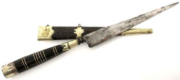 Nice 19th C. Italian VENDETTA Dagger with Horn Grip & Ornate Pommel with a Cupid and Silver