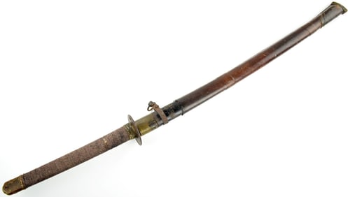 Interesting WW II Japanese KATANA Battle Sword with Signed KOTO era Samurai Blade and Early Iron