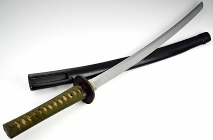 Antique Japanese Edo Period Samurai WAKIZASHI Sword, Mumei Shinto era Blade, Nice Mounts.