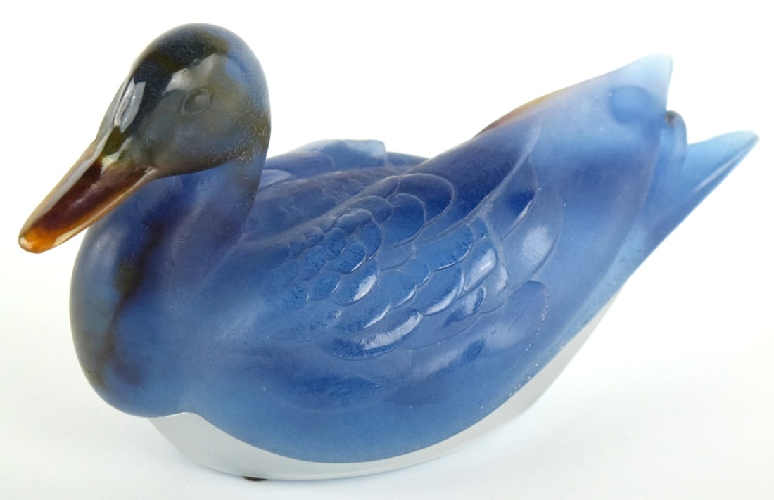 Rare Daum Crystal Glass Duck Keepsake Box: Daum France duck important box sculpture. Very rare. The receptacle is in clear crystal and partly satin-finished. The lid is made of polychrome crystal glass paste predominantly indigo. Signed Daum F