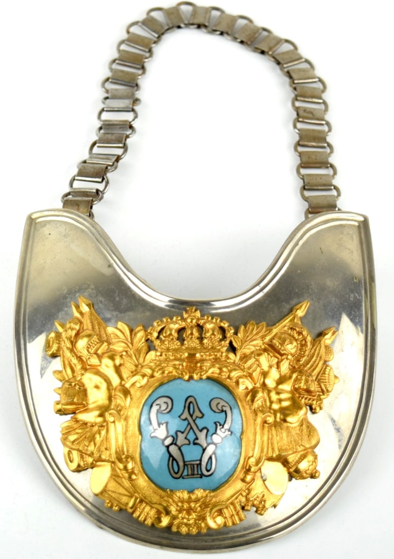 German Prussian Gorget for officers of the Staff Guards: Seems to be Prussian Gorget for officers of the Staff Guards. Size: 5 3/4" x 5 3/4". ~ . Detailed condition reports are not included in this catalog. For additional information, including