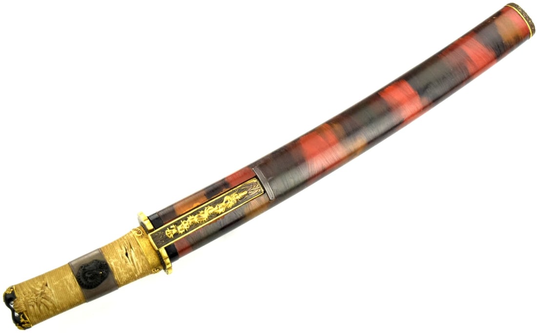 Edo Japanese Tanto in Fantastic Decorative Koshirae w/ Dragon-Motif Kozuka & Kogatana (1 of 20)