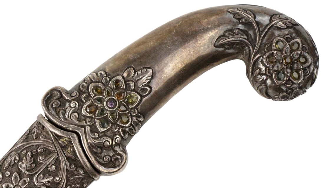 Fabulous Quality Mughal Indian Jeweled ZULFIKAR Dagger in Heavy Silver Mounts Set with Large Stone (1 of 20)