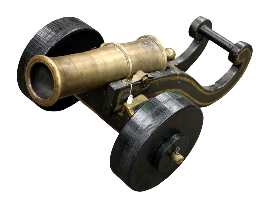 Antique 17th-18th Century Cannon with Brass Barrel on Decorated Carriage (1 of 16)