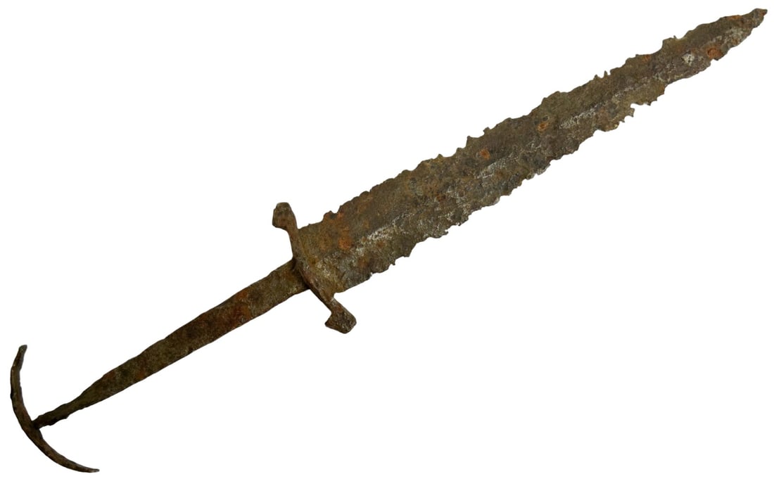 Medieval dagger in excavated condition, 14th/15th century (1 of 14)