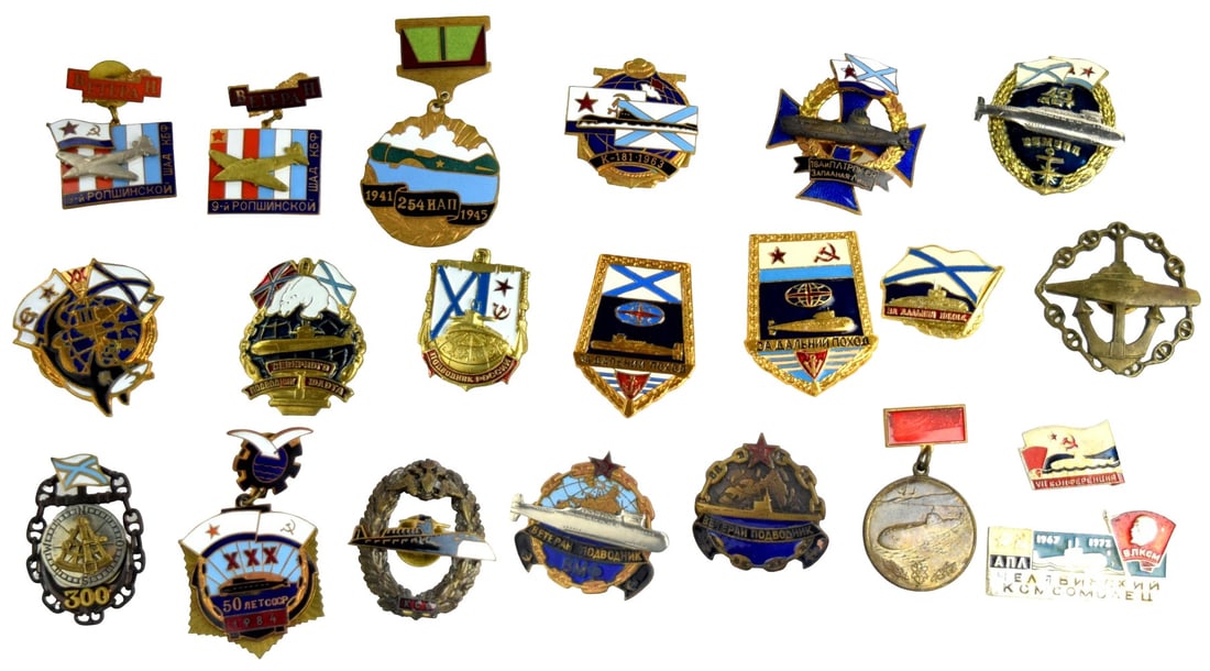 21 Soviet Russian naval and submarine service badges: 21 Soviet Russian naval and submarine service badges. Top row: 1â??2. Veteran badges. Veteran â?? 9th Ropsha Aviation Division â?? Baltic Fleet. These commemorate veterans of a naval aviation unit
