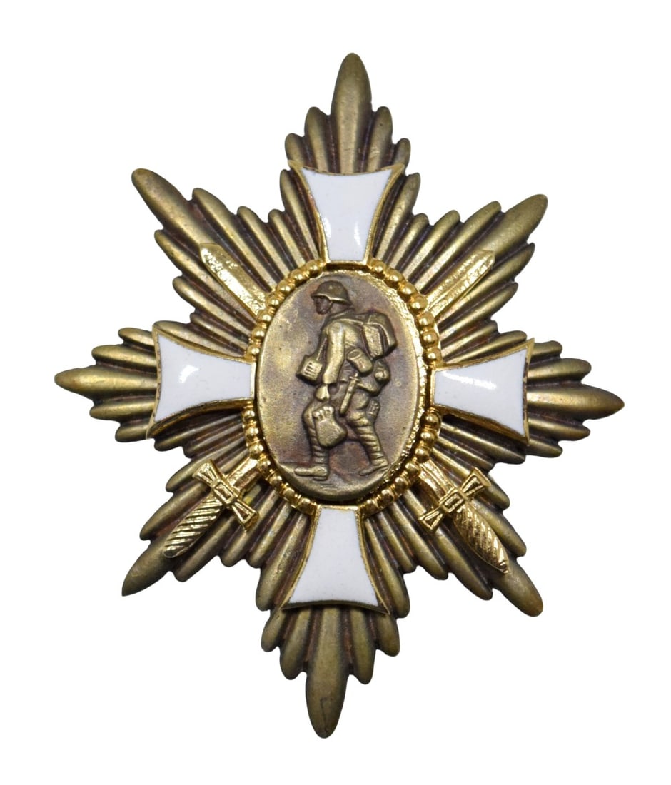 WW1 German Hamburg Veterans Honor Cross: WW1 German Hamburg Veteran's Honor Cross. It was a semi-official award produced during the Weimar period by veterans' associations based in Hamburg and Leipzig, rather than being an official governmen