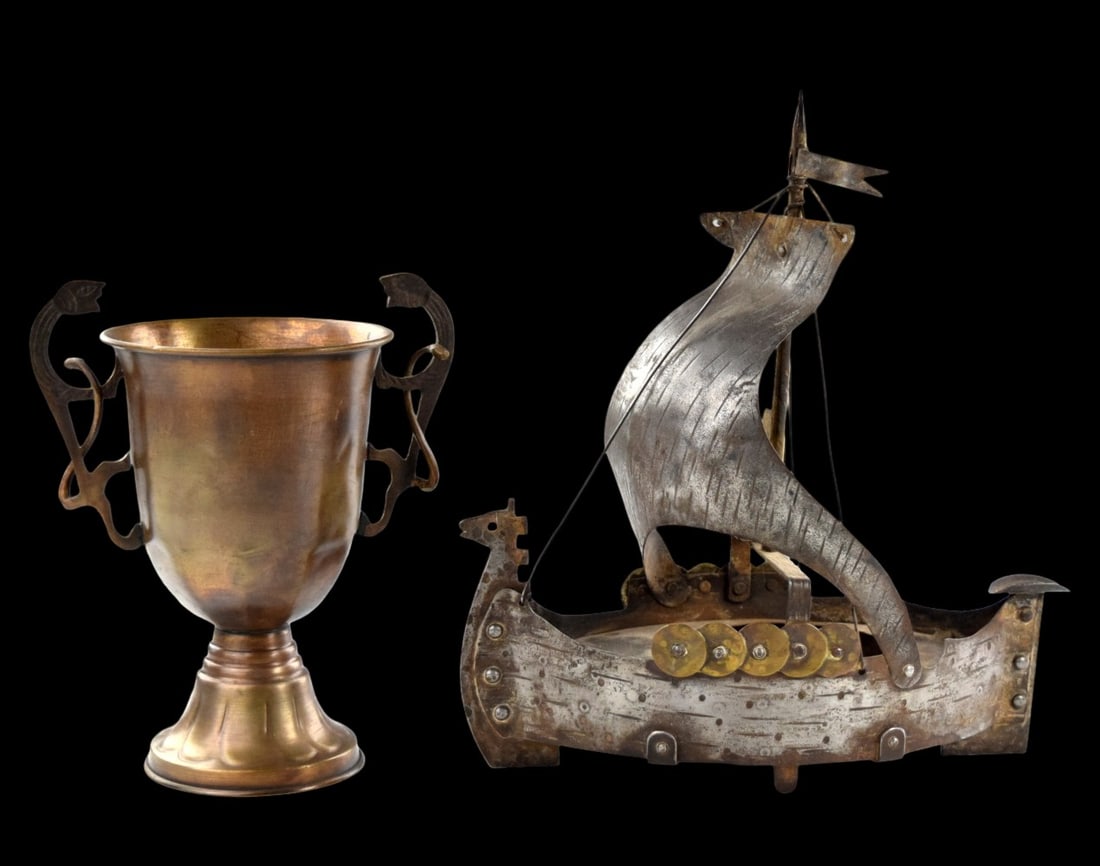 TWO INTERESTING ARTS AND CRAFTS METAL-WARE ITEMS (1 of 16)