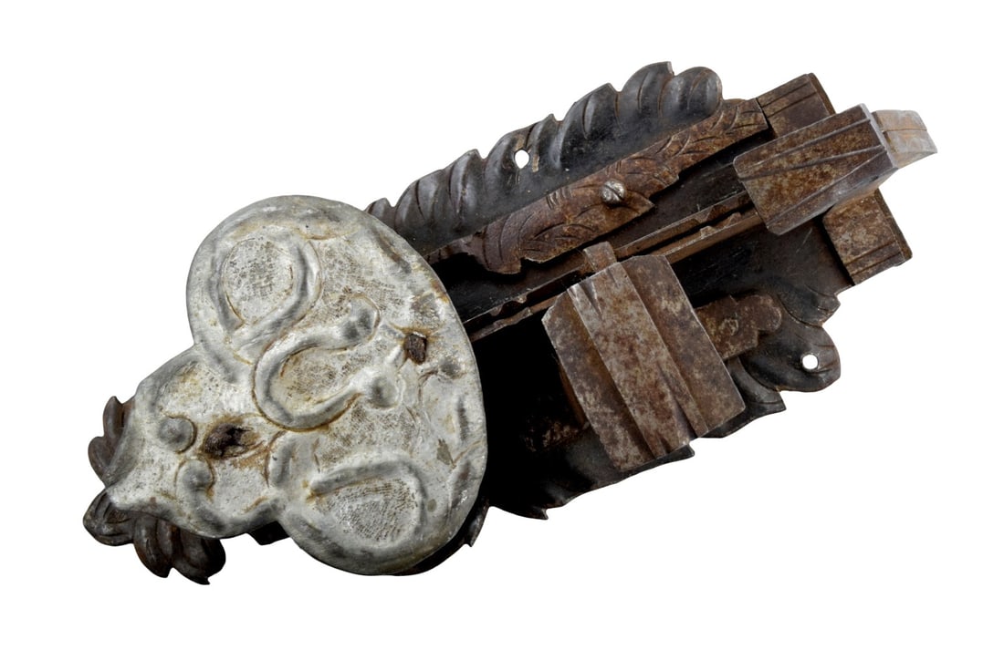 Antique Wrought Iron Lock, Door, Castle Gate Garden Latch (1 of 10)