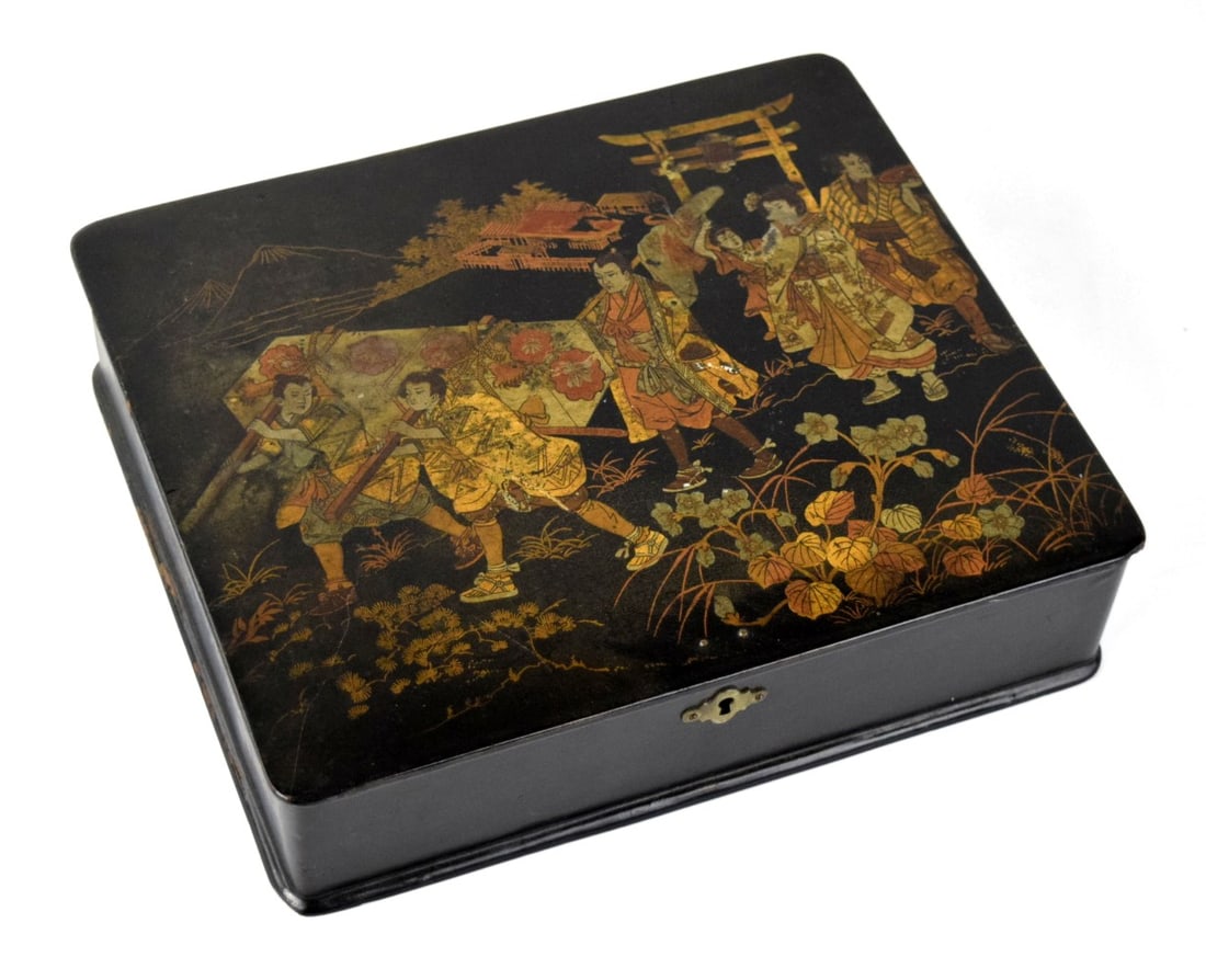 Antique Japanese Lacquer Papier Mache Writing Box: Very fine antique Meiji period Japanese hand painted lacquer papier mache writing box with inner tray. Top cover decorated with gold design of dignitaries in procession. c. 1880's. Size: 9 7/8" x 8 3/