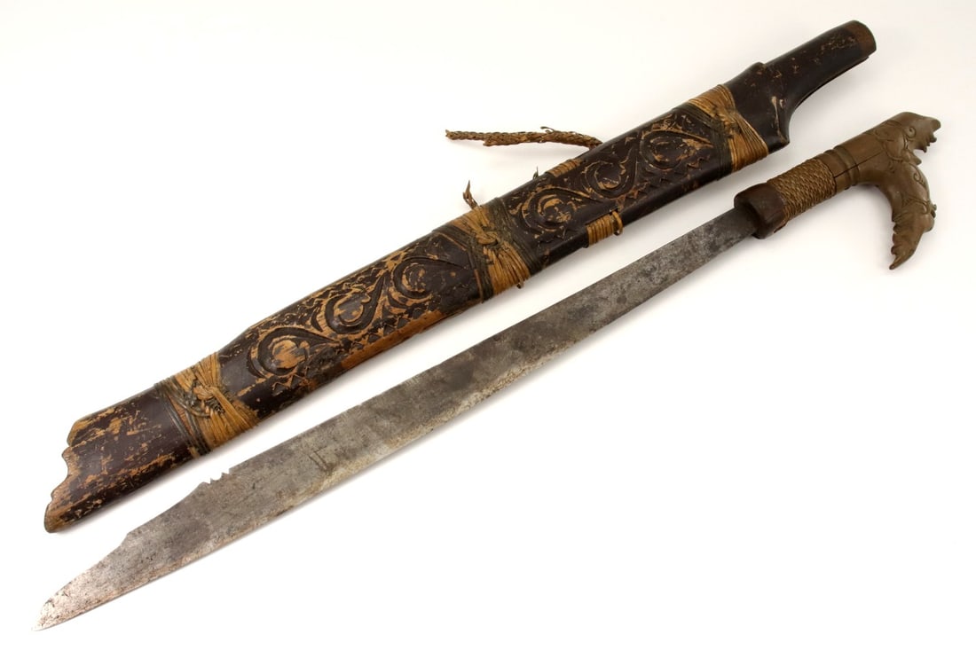 Antique Indonesian Tribal MANDAU Sword ~ Used by Borneo DAYAK Tribe Headhunters ~ Famous SCHMIEDT (1 of 14)
