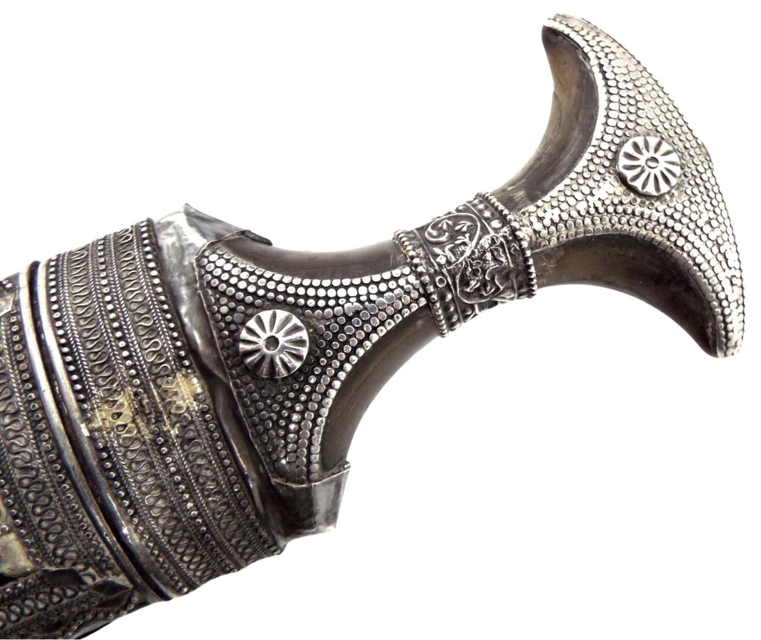 ANTIQUE 19th C. HIGH QUALITY SILVER MOUNTED ISLAMIC ARABIC ARAB HIGH RANK OFFICERS JAMBIYA DAGGER (1 of 16)