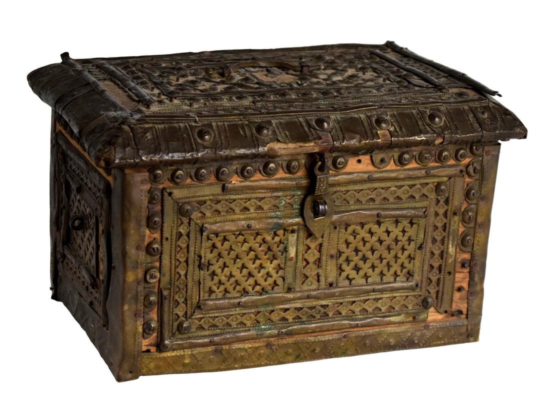 Antique Oman Teak Wood & Brass Storage Chest c.1800's (1 of 10)