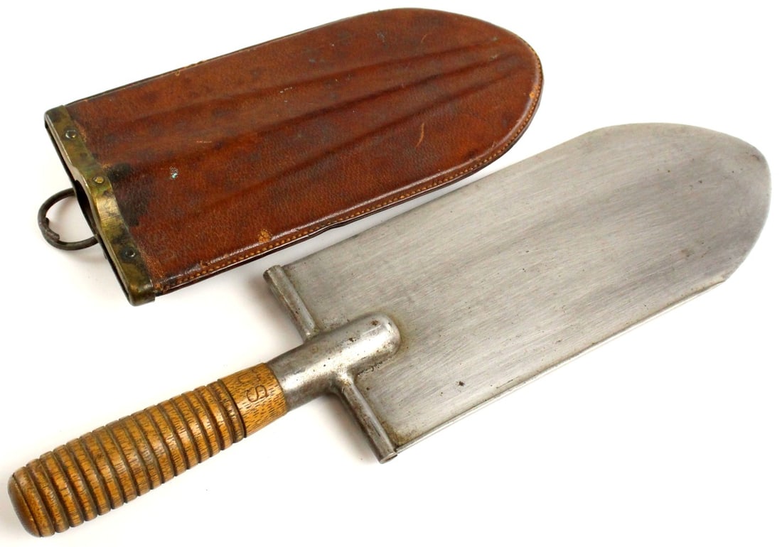 U.S. Army Model 1873 or Model 1880 entrenching tool (also known as a Trowel bayonet). (1 of 11)