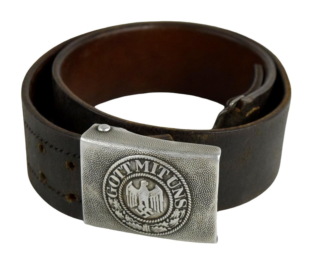 Original WW2 German Combat Army Belt and Buckle (1 of 6)