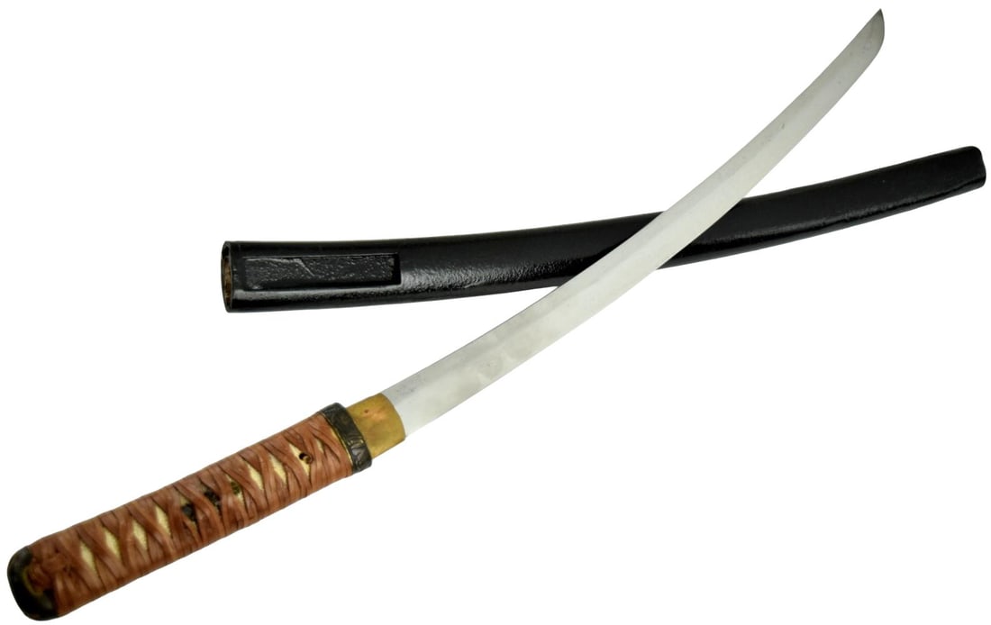Japanese Wakizashi in Black Lacquer Koshirae, Late Edo–Meiji Period (1 of 20)