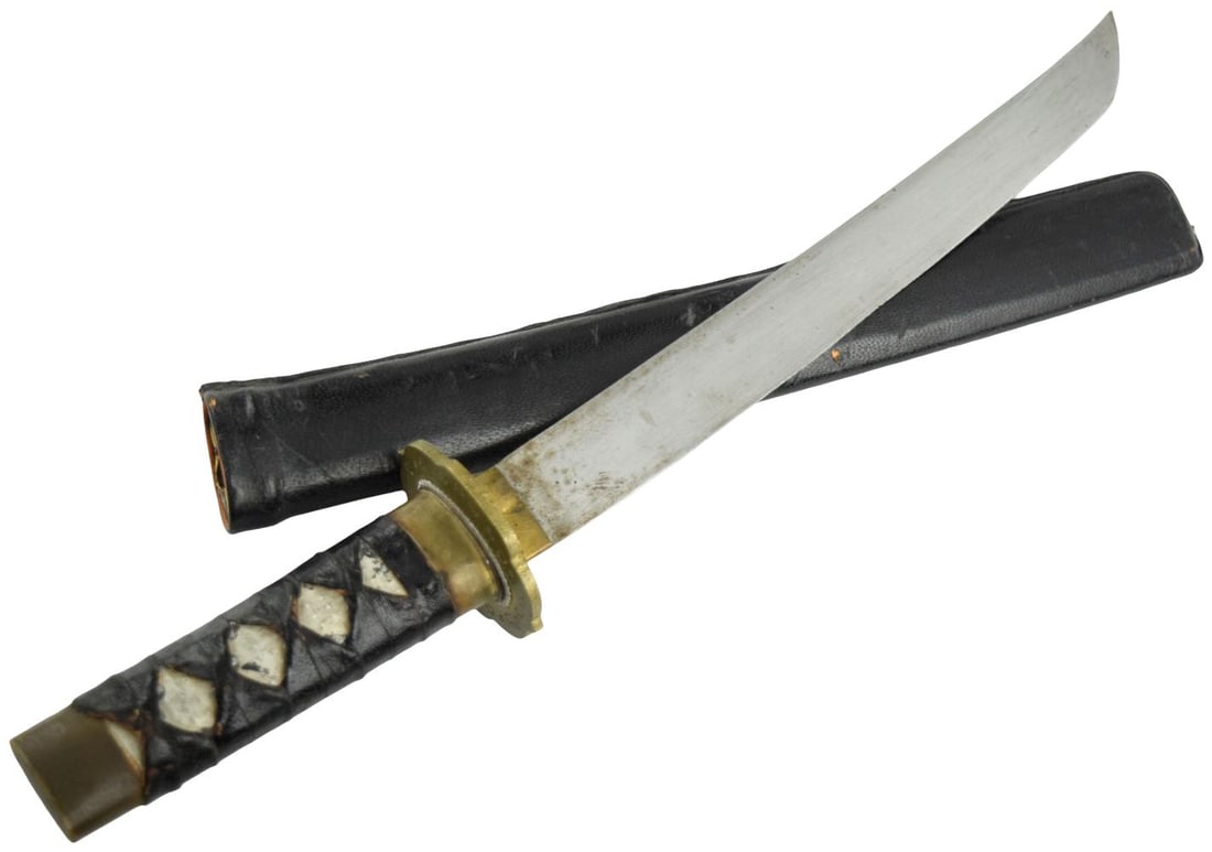 Rare Antique Korean Hwando (Hwando) Short Sword / Military Sidearm with Brass Guard & Wood Scabbard (1 of 14)