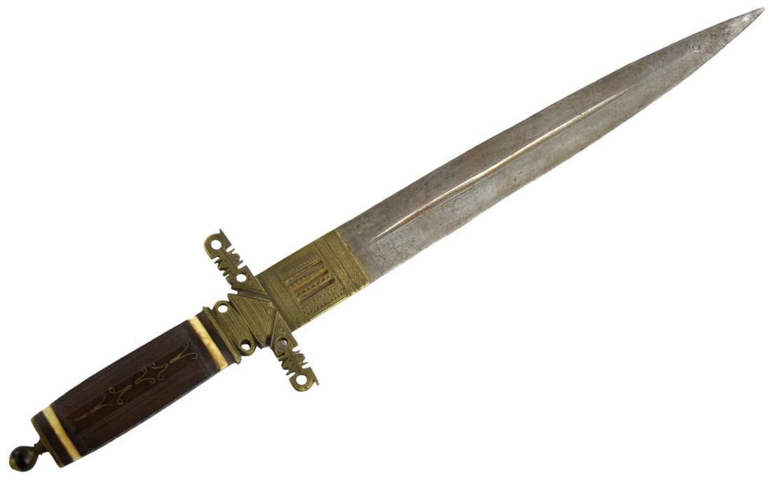 Excellent quality Antique Tuareg African Dagger with Brass-Mounted Hilt and Etched Double-Edged (1 of 14)